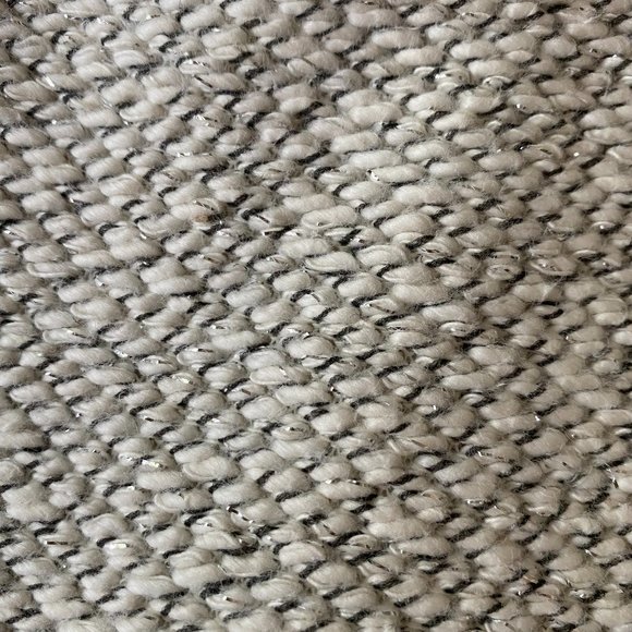 NWOT O'Neill White & Silver Sweater - Picture 2 of 7